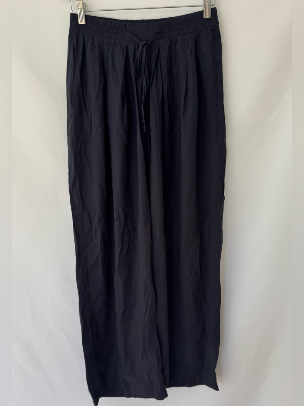 Vici - Mariah Pleated Drawstring Pants